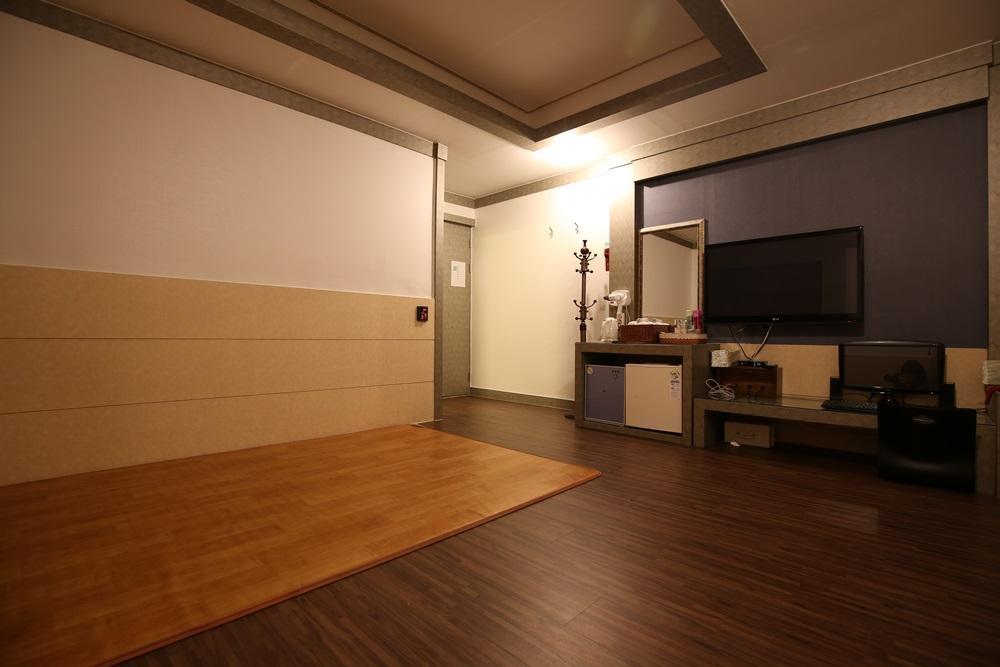 Hera Motel Daejeon Exteriör bild